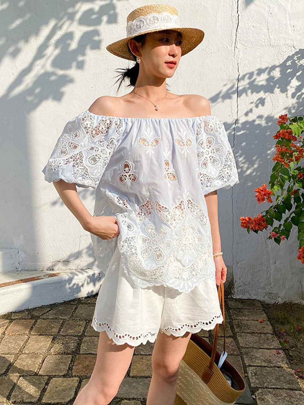Makayla Loose Off-Shoulder Puff Sleeve Embroidered Top